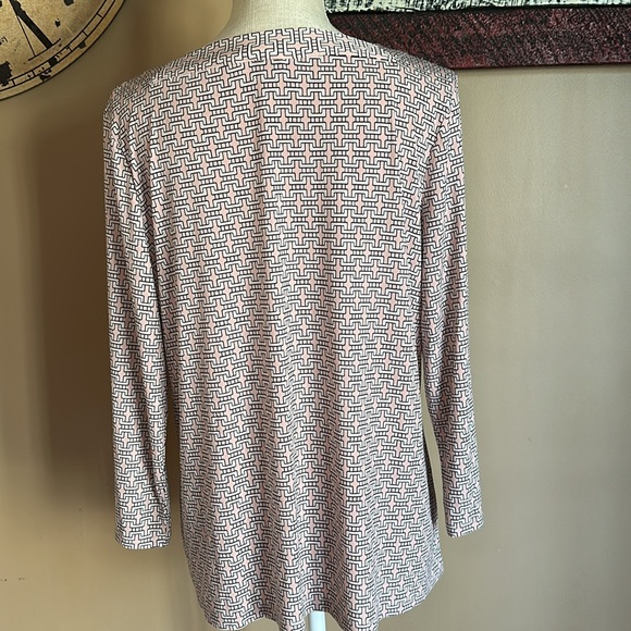 Liz Claiborne Women’s Geometric Pattern Square Neck Top Size Large Pink Black - Picture 5 of 9